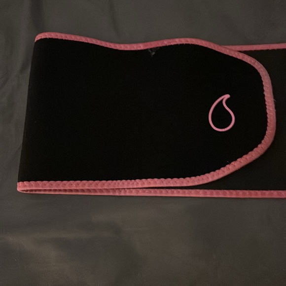 Sweet Sweat Waist Trainer - Picture 2 of 4